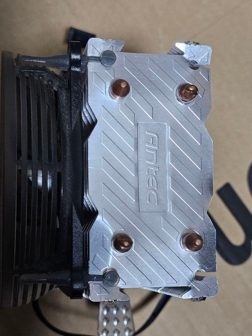 Thermaltake Core V1 変則2面窓仕様 Noctuaファン2基付