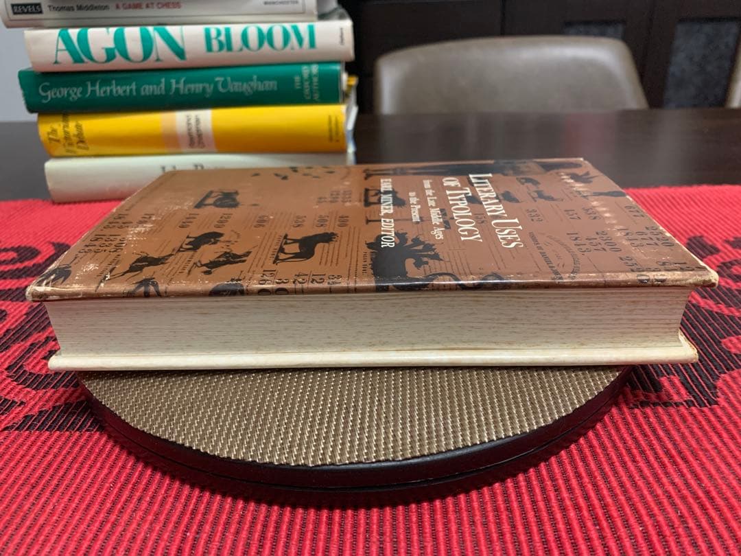 洋書 Literary Uses of Typology by Earl Miner