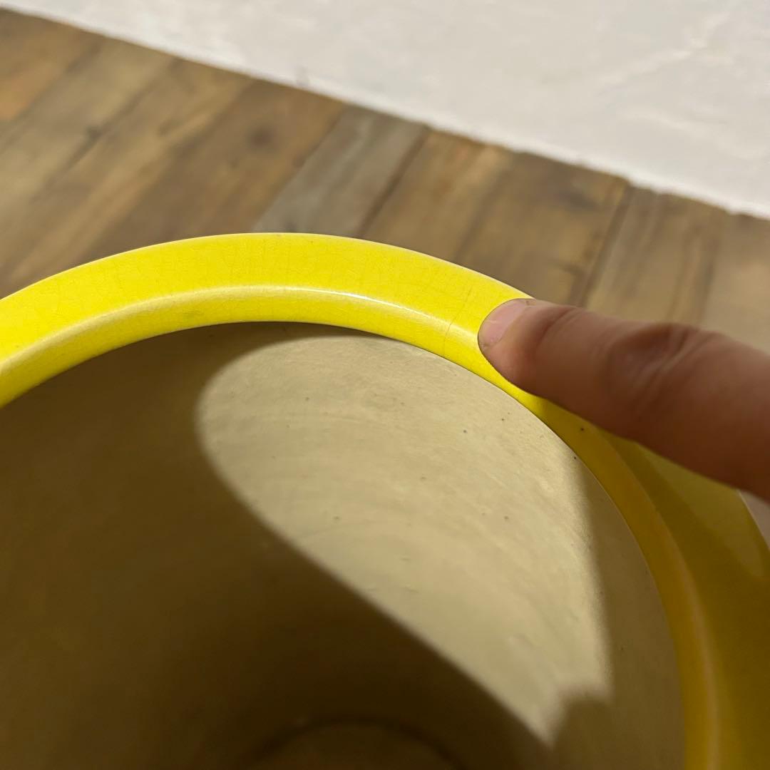 外国製？　花柄 傘立て 陶器