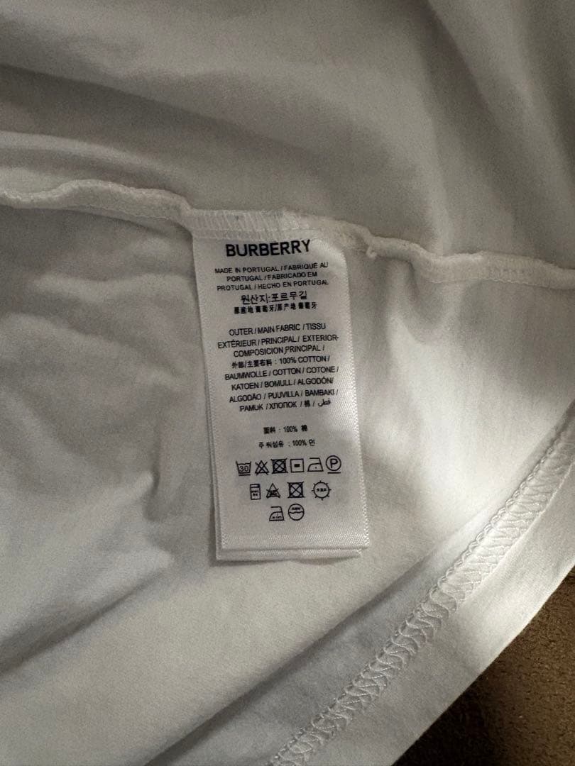 【美品】BURBERRY Tシャツ Lサイズ