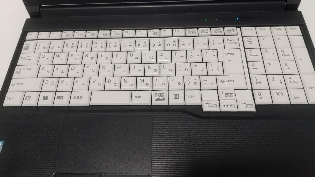 富士通 LIFEBOOK A576/RX　15.6インチ