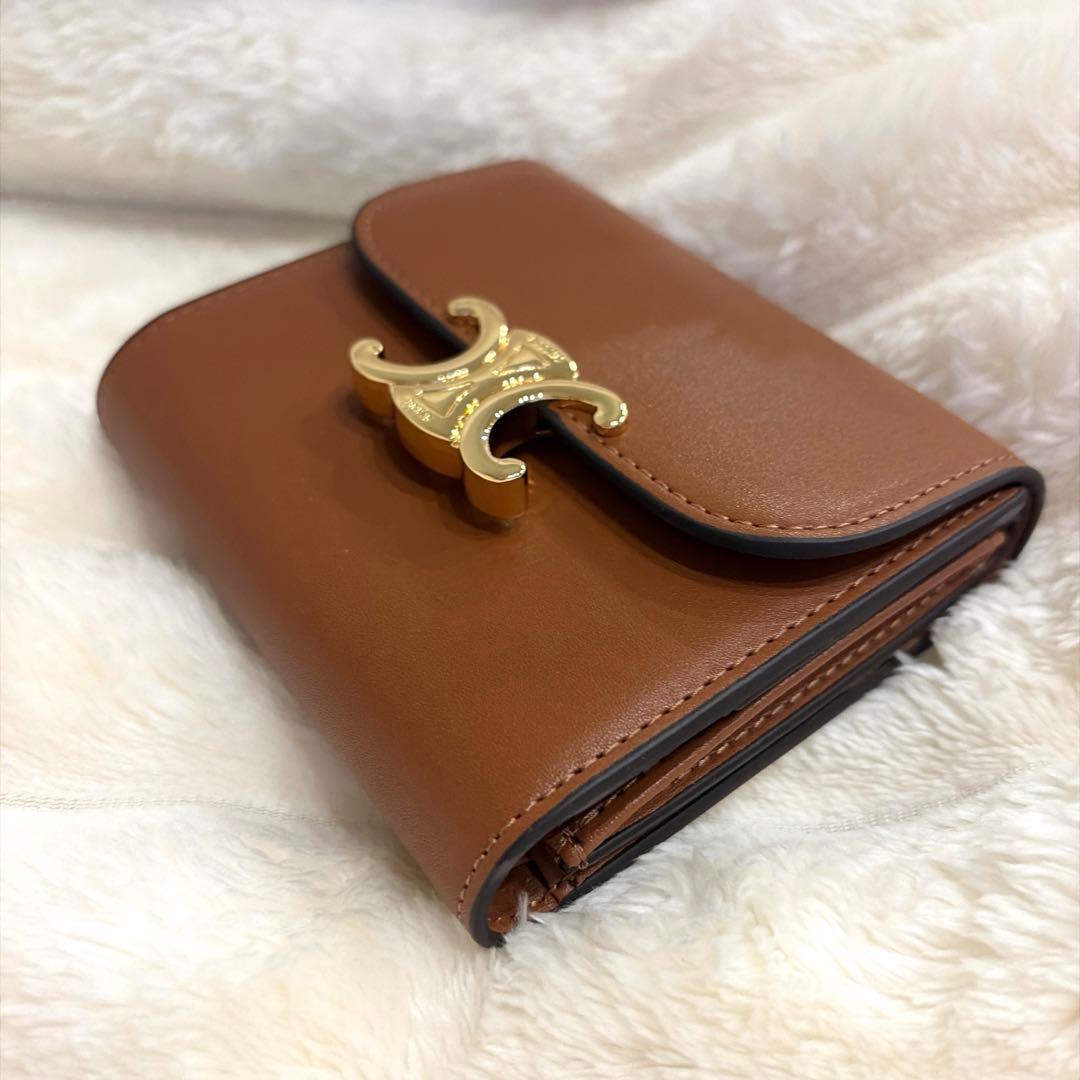 セリーヌ ブラウン レザー 三つ折り財布
