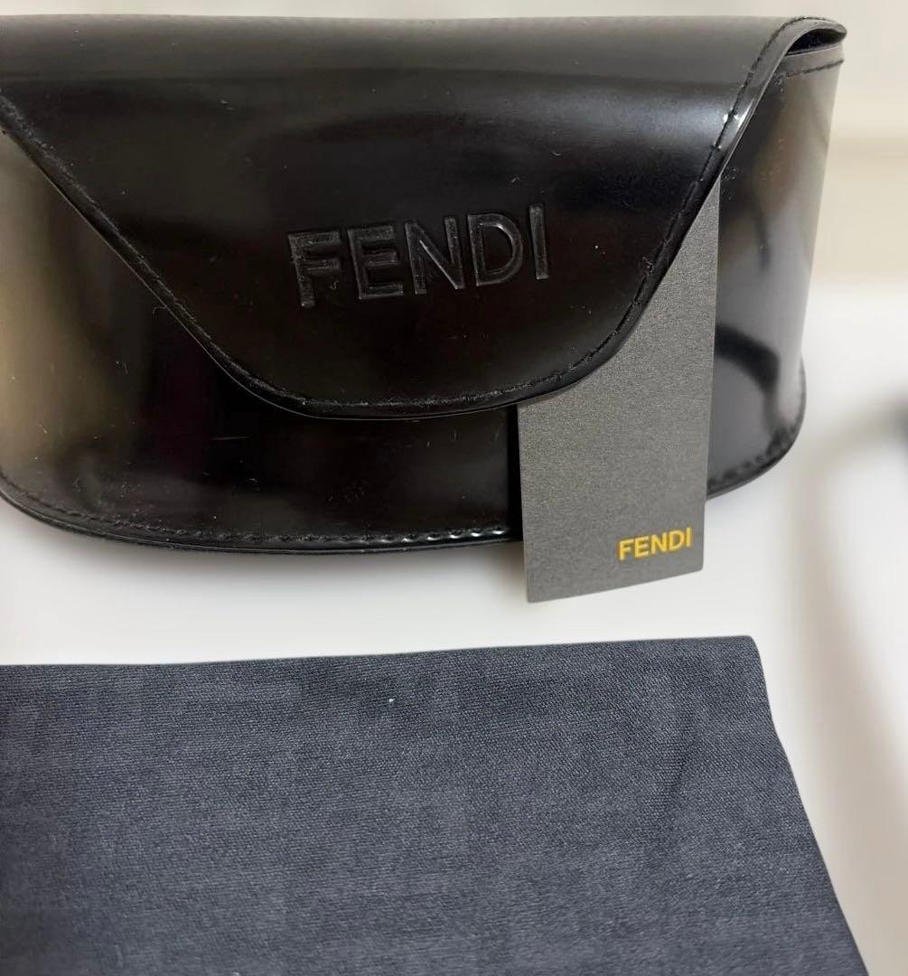 FENDI ブラウン サングラス ケース付き