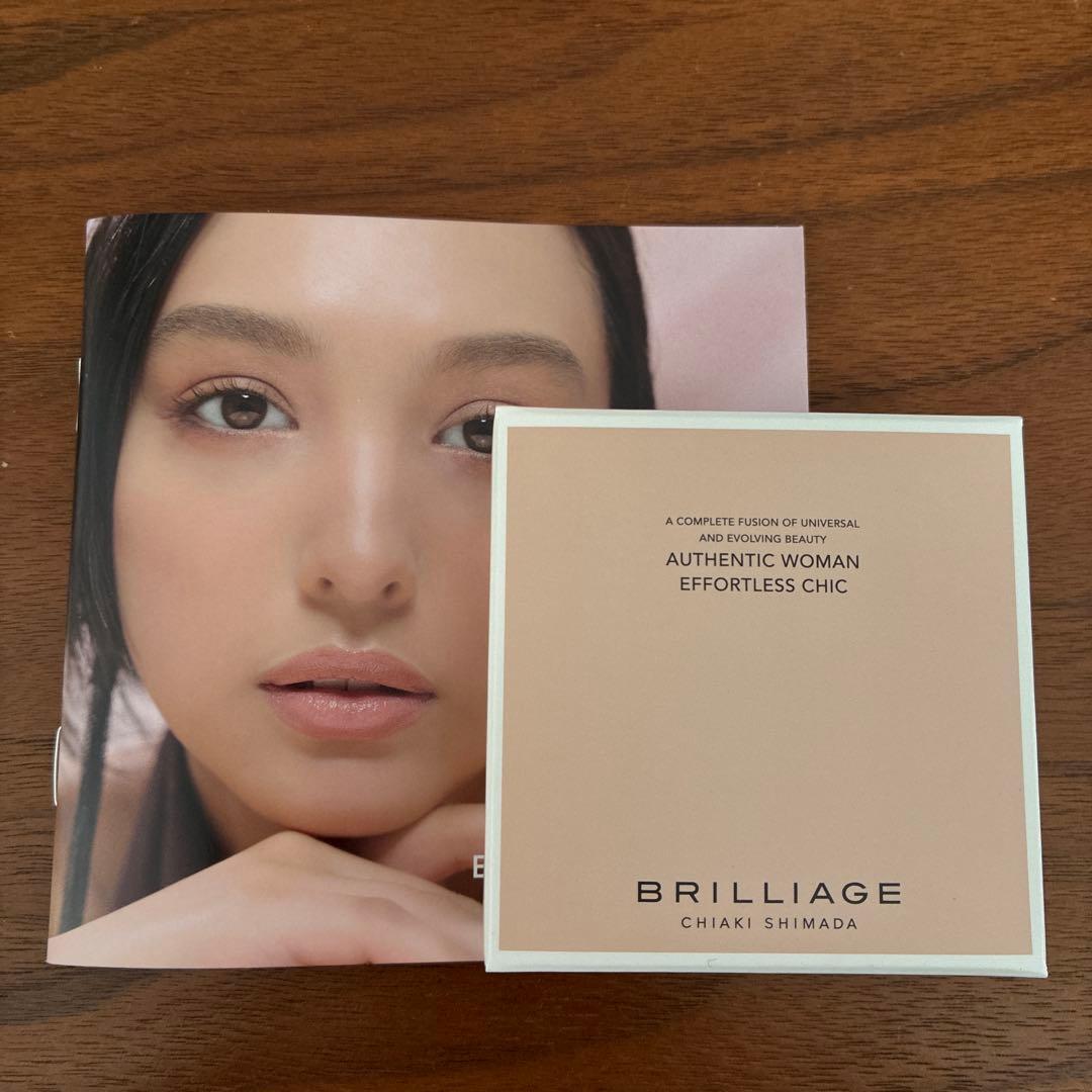 BRILLIAGEパウダリーファンデオーセンティックウーマンエフォートレスシック