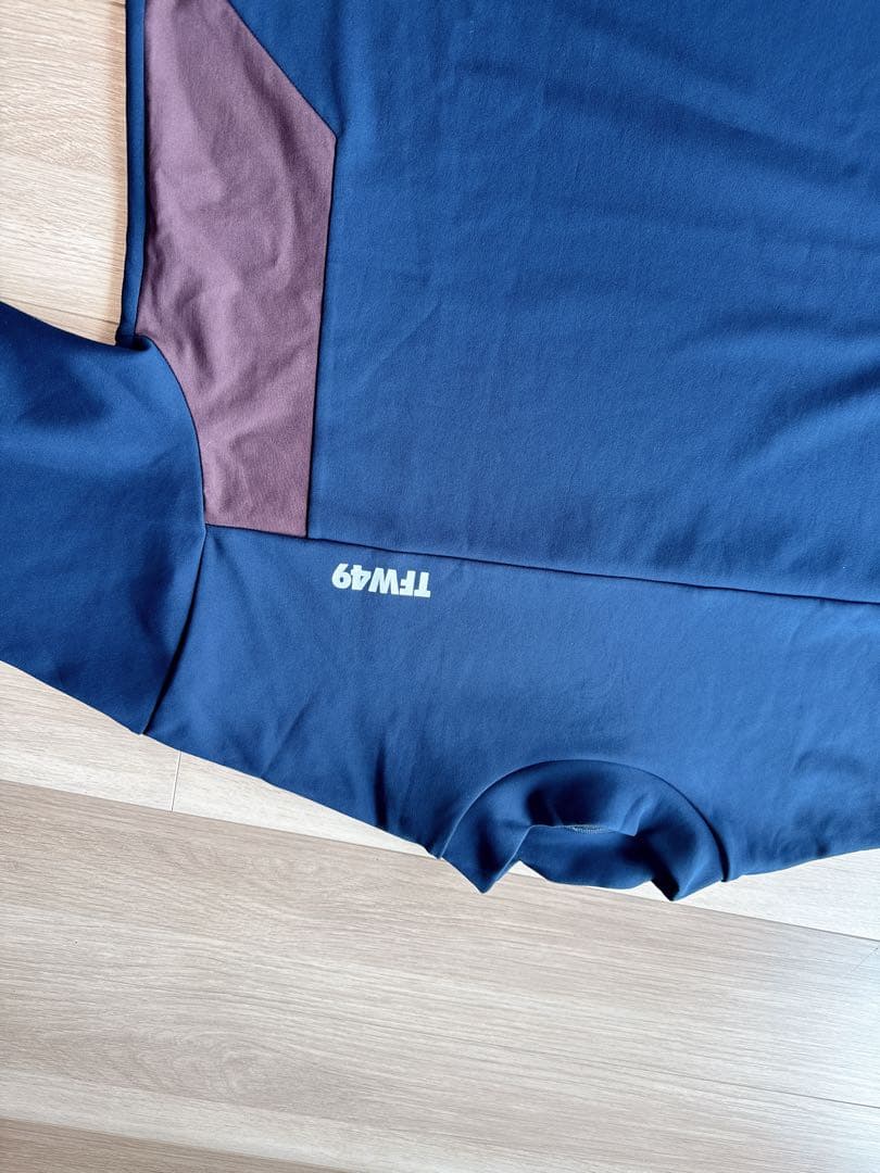 【極美品】TFW49 モックネック 半袖シャツ XL ネイビー ブルー 完売品