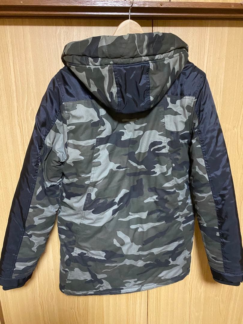 デンハム　アウタージャケット　M