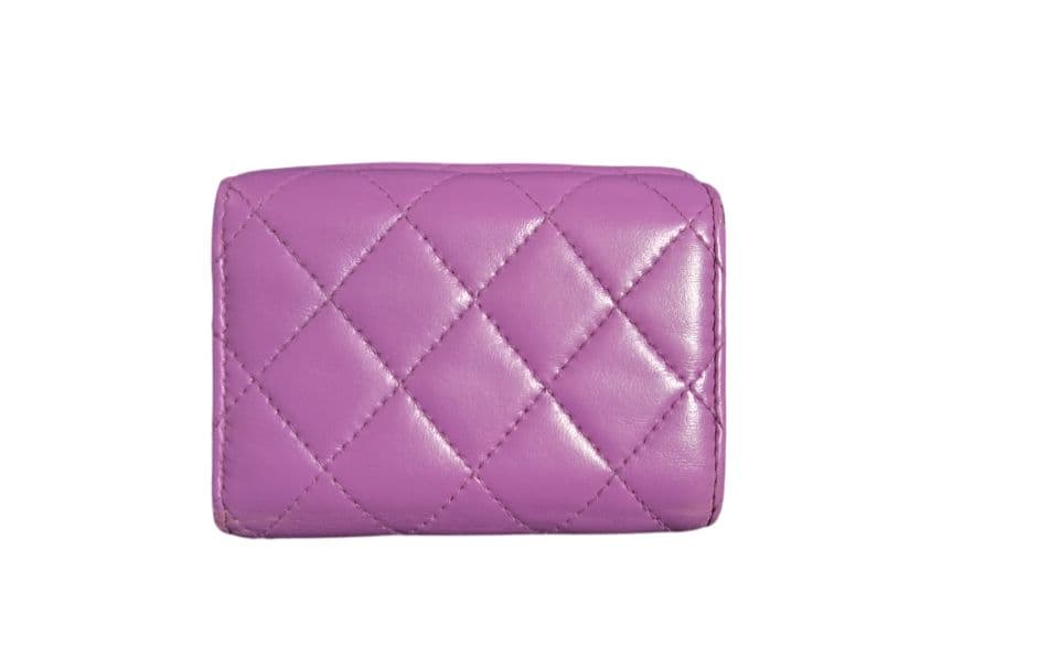 CHANEL ラムスキン 三つ折り財布　パープル