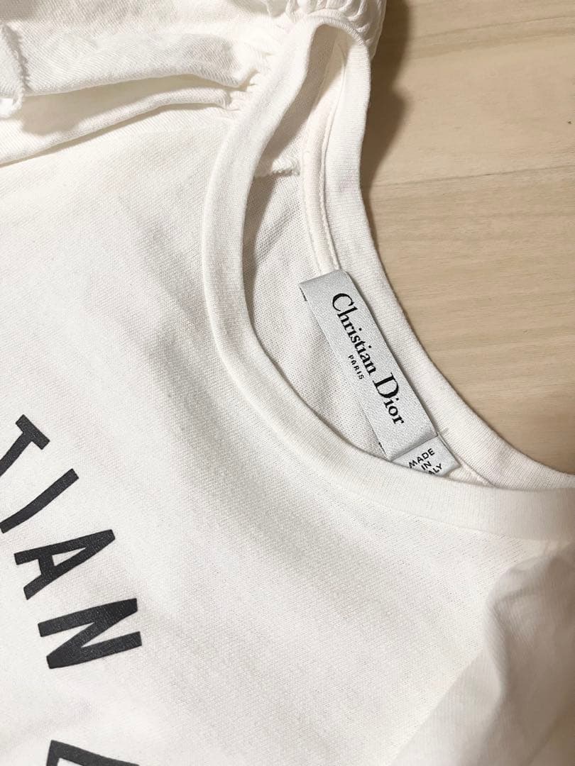 Christian Dior フリル付きTシャツ