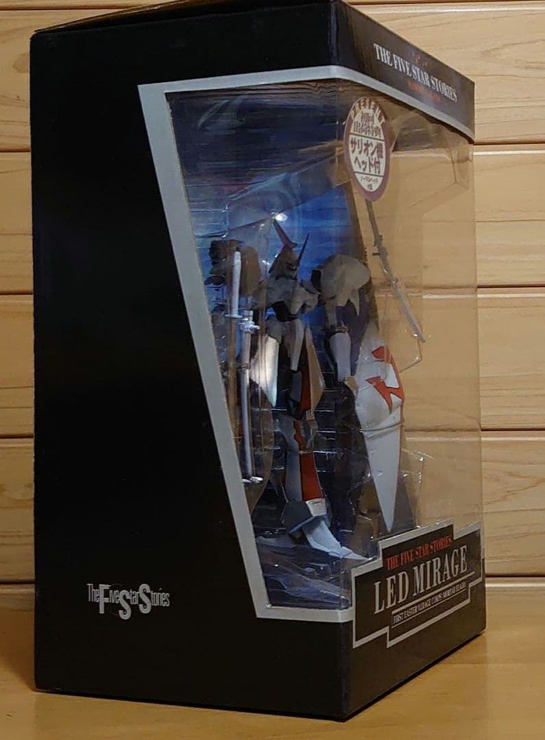 海洋堂　THE FIVE STAR STORIES LED MIRAGE白　新品