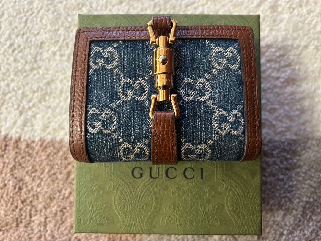GUCCIジャッキー1961二つ折り財布　デニム