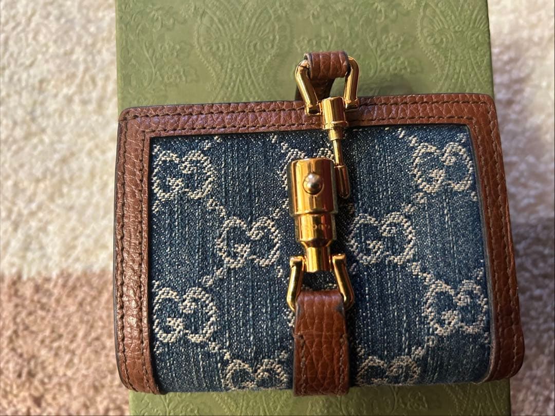 GUCCIジャッキー1961二つ折り財布　デニム