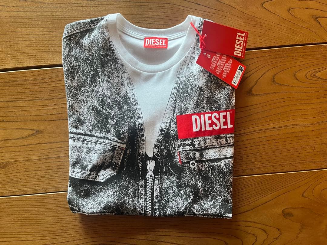 ディーゼル　Tシャツ　kids 16Y 大人も可【新品・未使用】