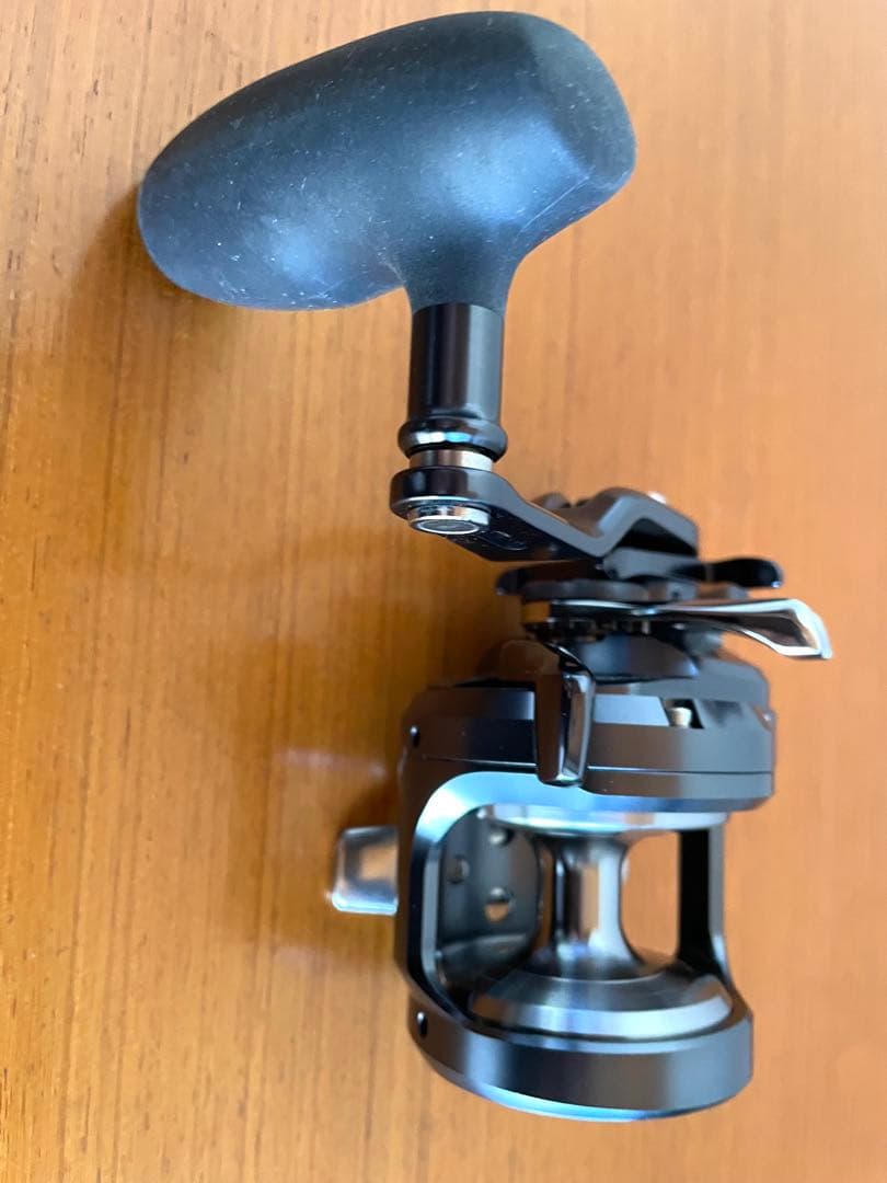 【美品】SHIMANO オシアジガー F CUSTOM 1501HG