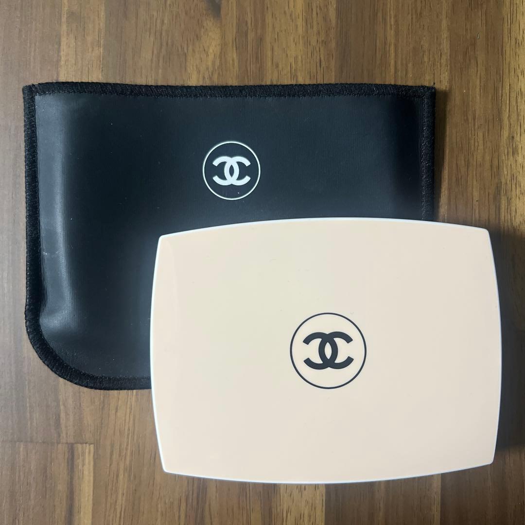 ♡CHANEL♡ ル ブラン パウダーファンデーション BD21