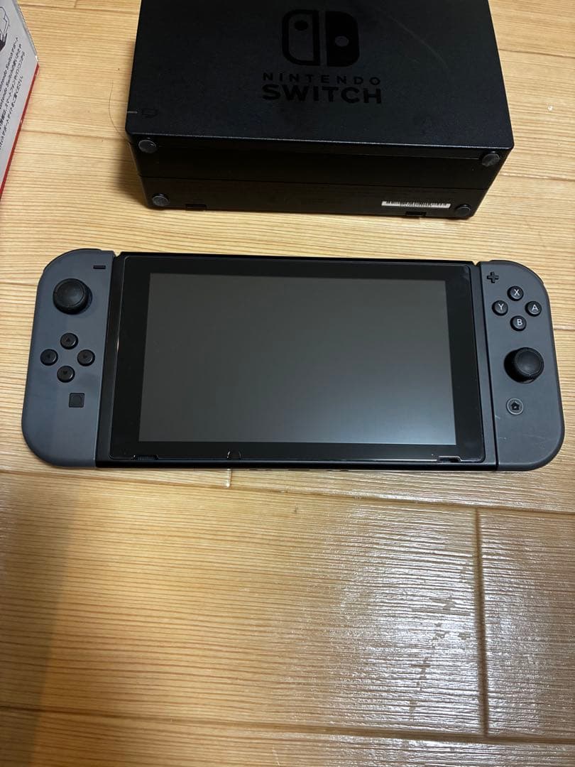 し*う様 Nintendo Switch グレー本体　メモリカード　ハードケース