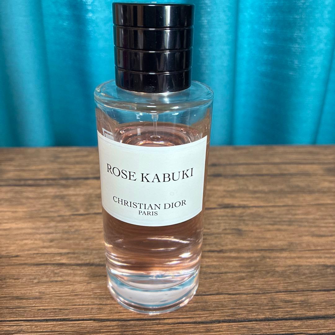 ROSE KABUKI CHRISTIAN DIOR 香水