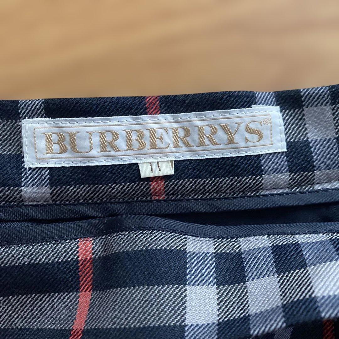 ♠️レア♠️Burberry's♠️ネイビープリーツスカート♠️チェック