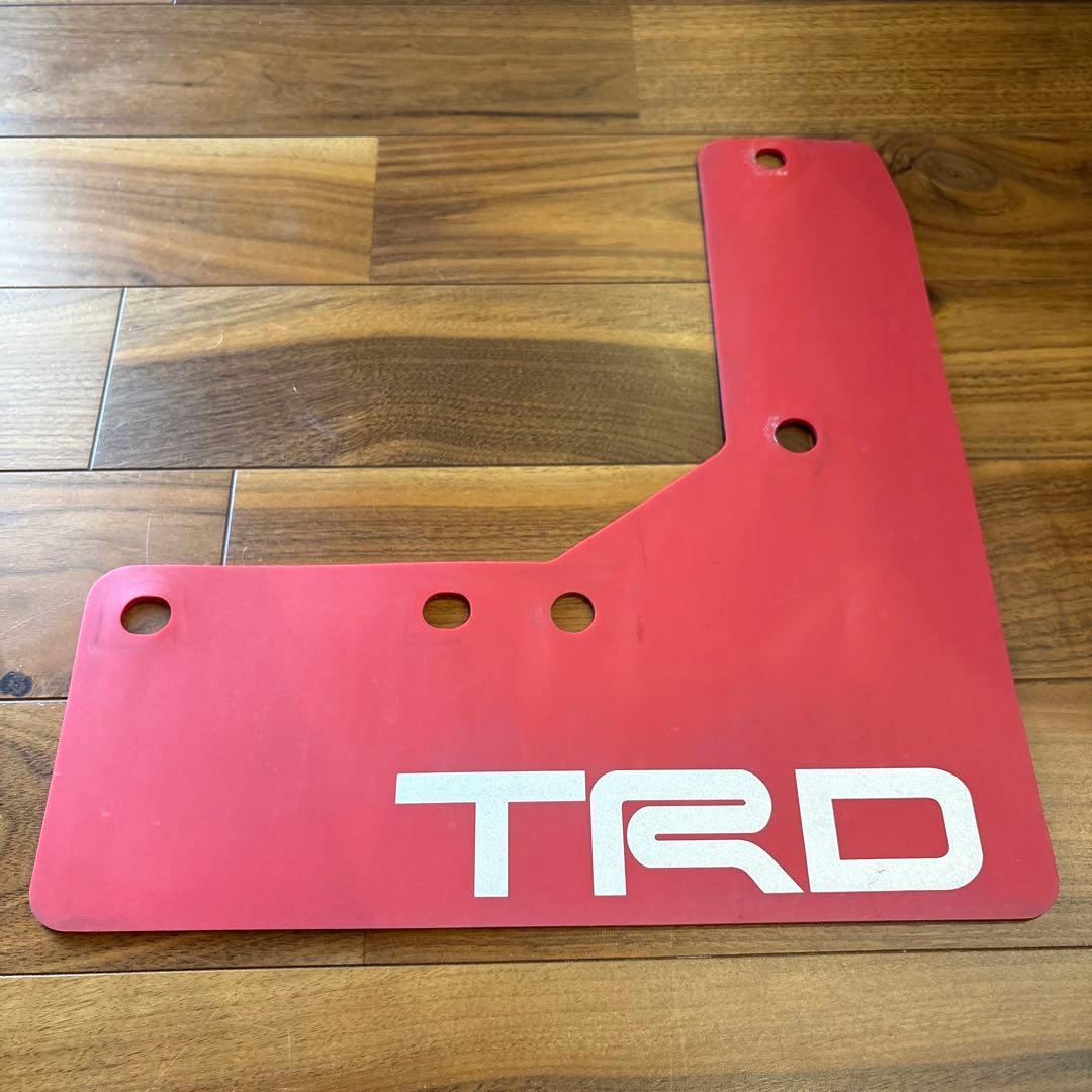 ハイエース TRD レッド マッドフラップ 4枚セット 泥除け