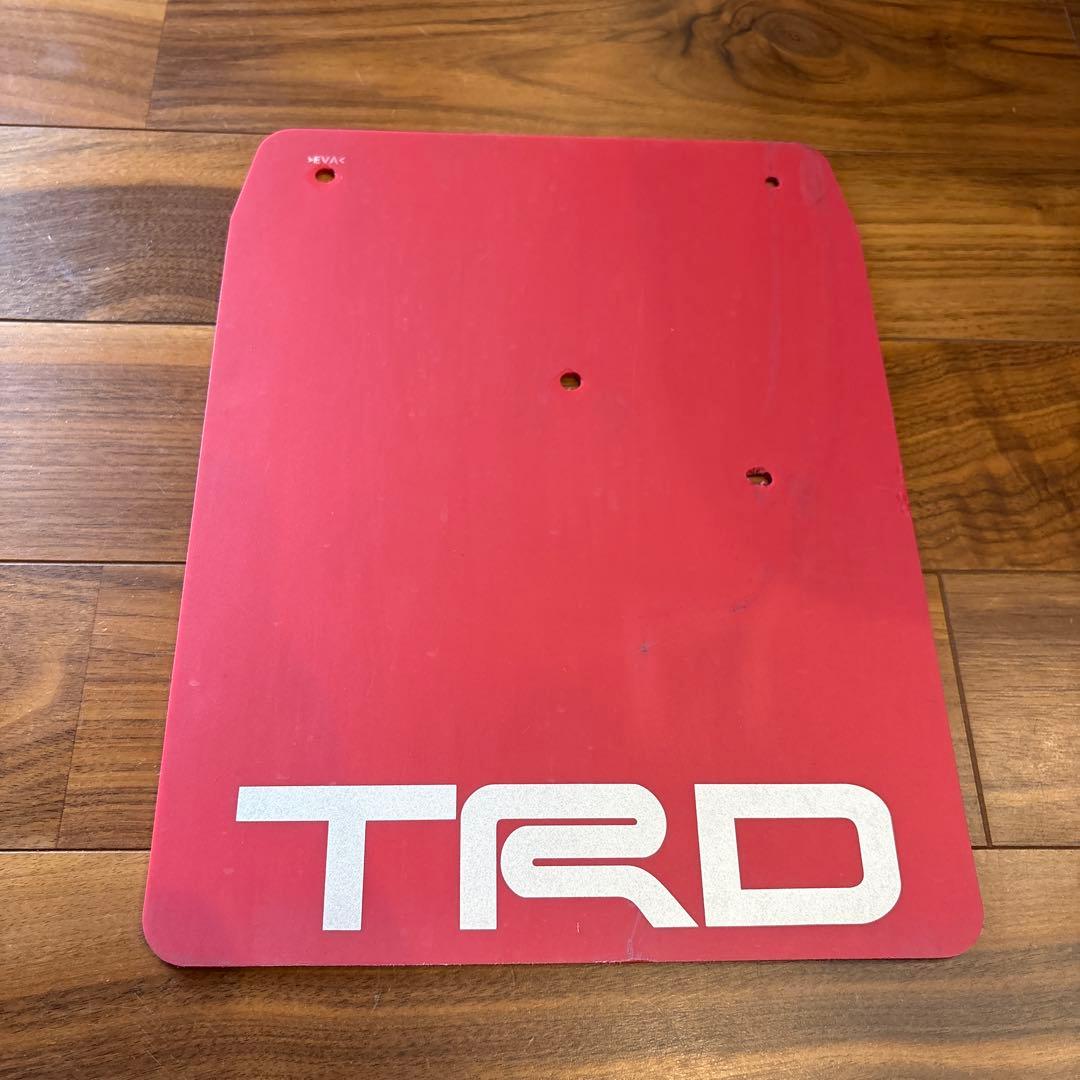 ハイエース TRD レッド マッドフラップ 4枚セット 泥除け