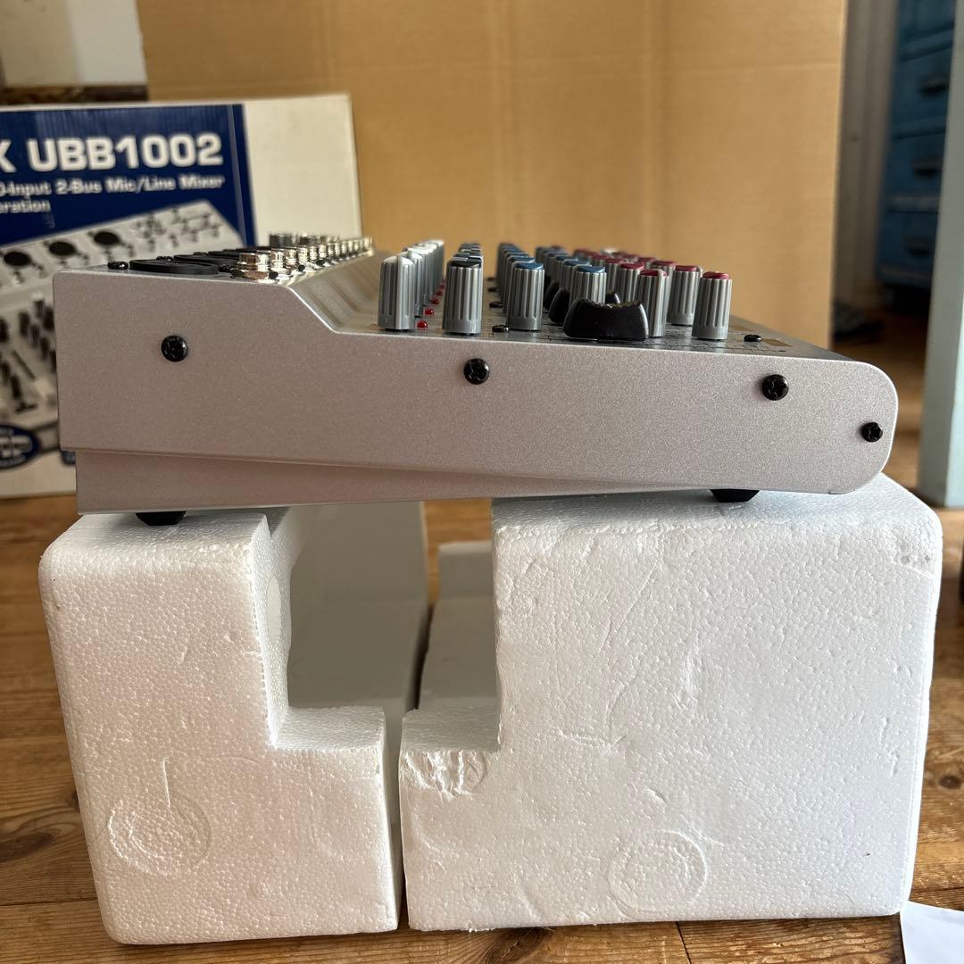 配信機器・PA機器・レコーディング機器 EURORACK UBB1002