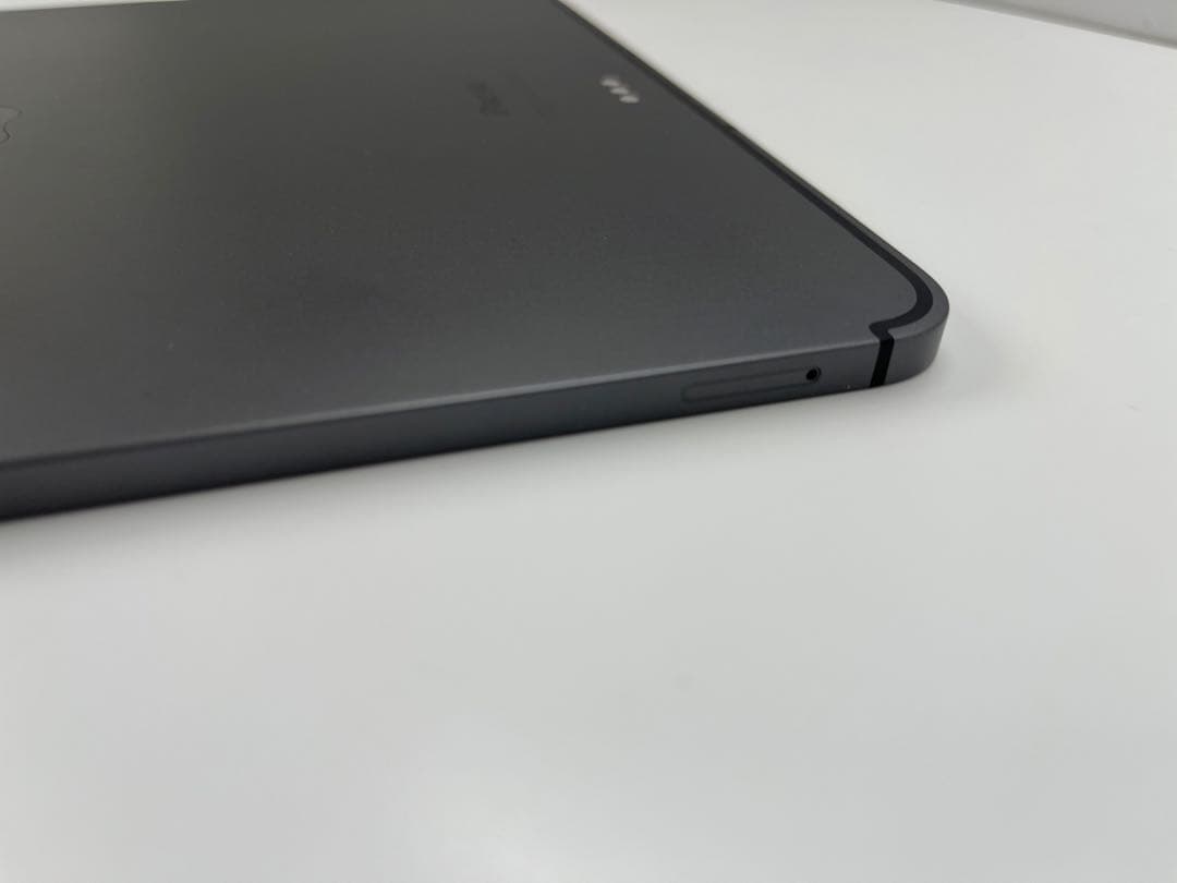 美品 iPad Air 第5世代 Wi-Fi+Cellular 256GB