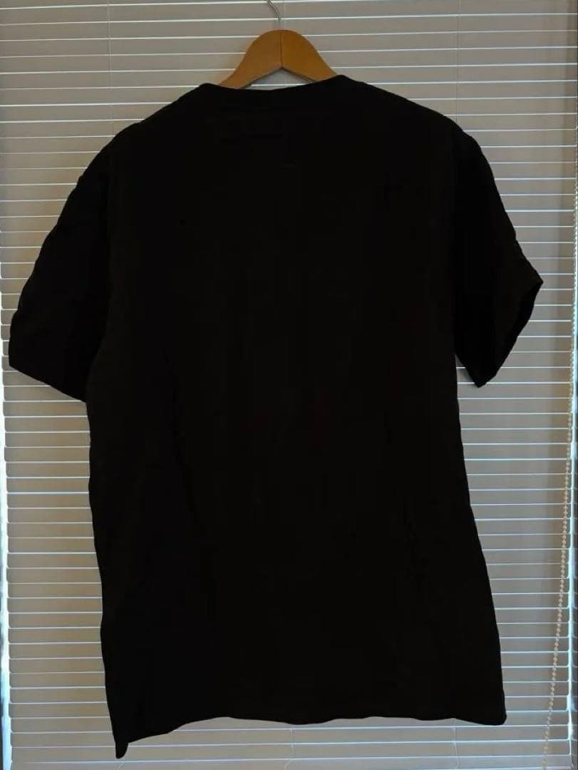 doublet クマ刺繍ポケット付き黒Tシャツ