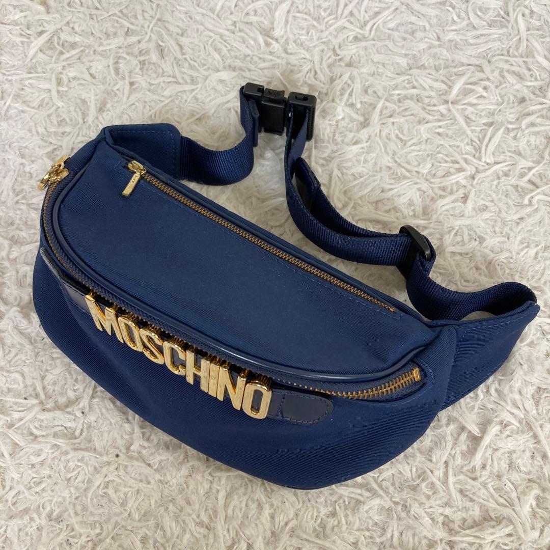 MOSCHINO モスキーノ ウエストバッグ ボディバッグ ロゴ ネイビー 金具