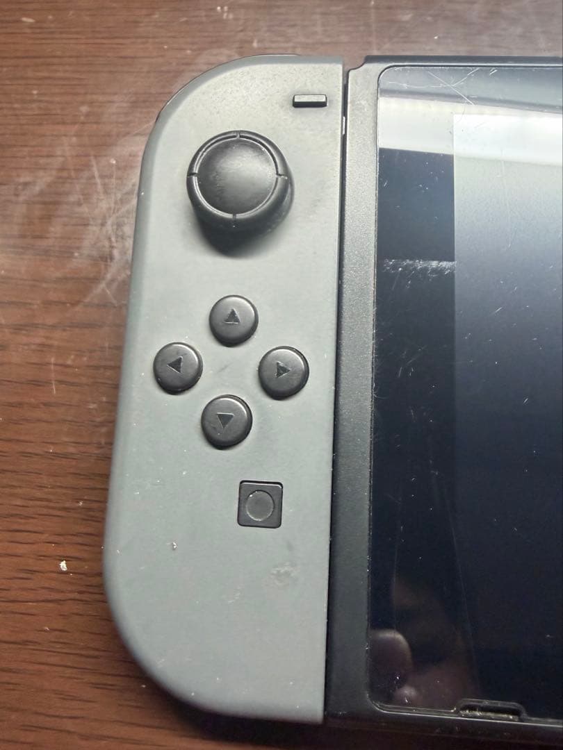 ゆ*ぃ様 ニンテンドースイッチ 本体 グレー コード付き