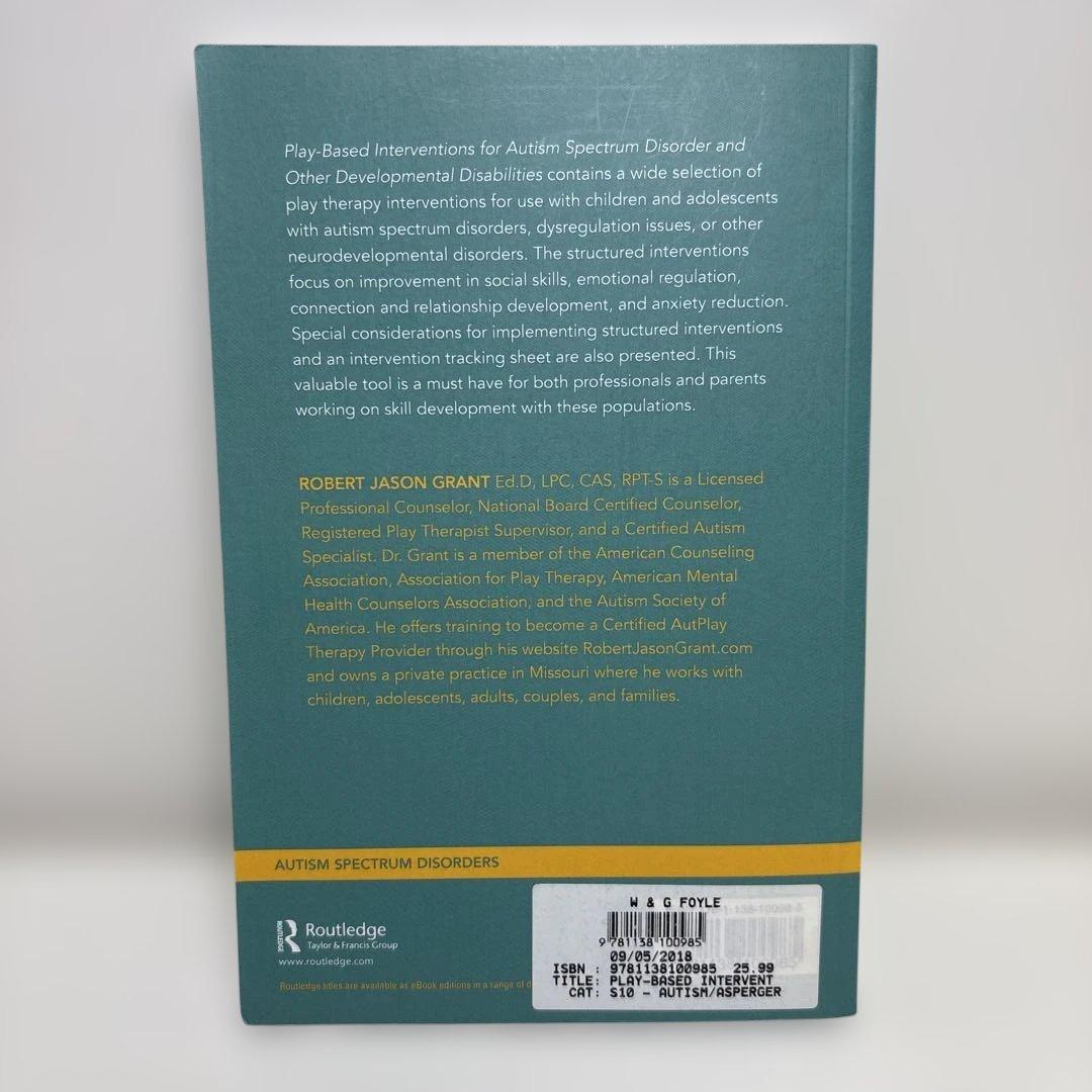 洋書 Autism Spectrum Disorder / Robert Jason