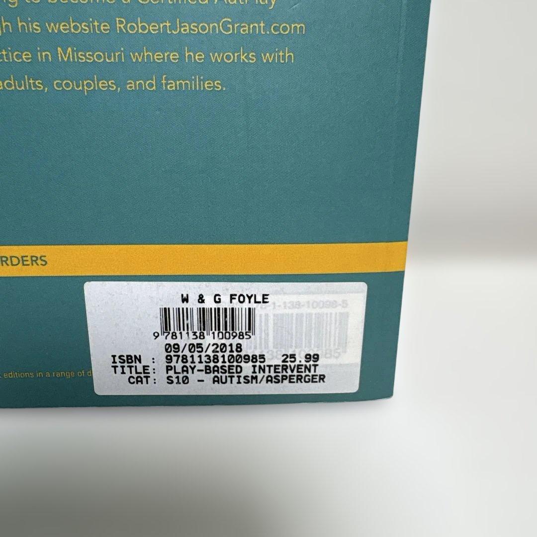 洋書 Autism Spectrum Disorder / Robert Jason