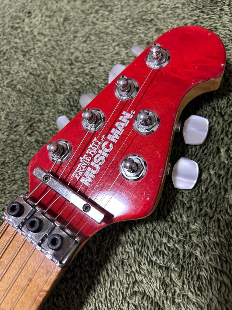ギター MUSICMAN AXIS EX Trans Red