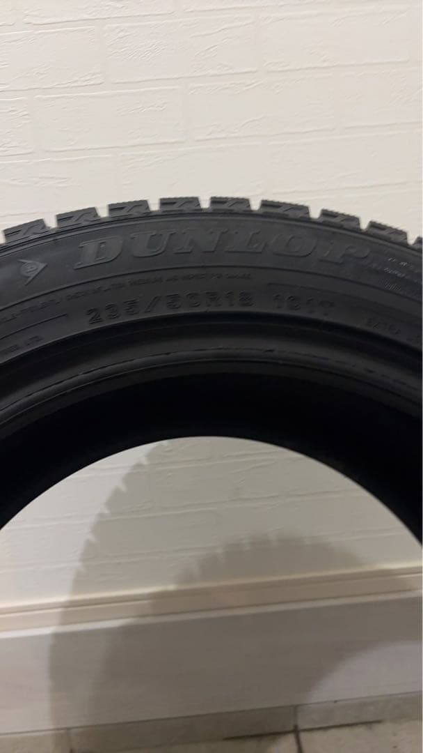DUNLOP スタッドレスタイヤ 235/50R18 ウィンターマックス4本