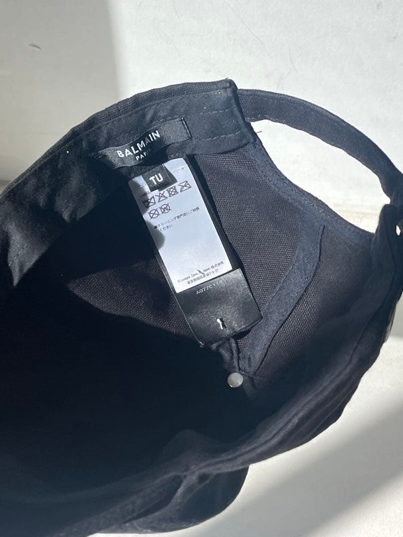 【美品】BALMAIN バルマン　ブラック ベースボールキャップ