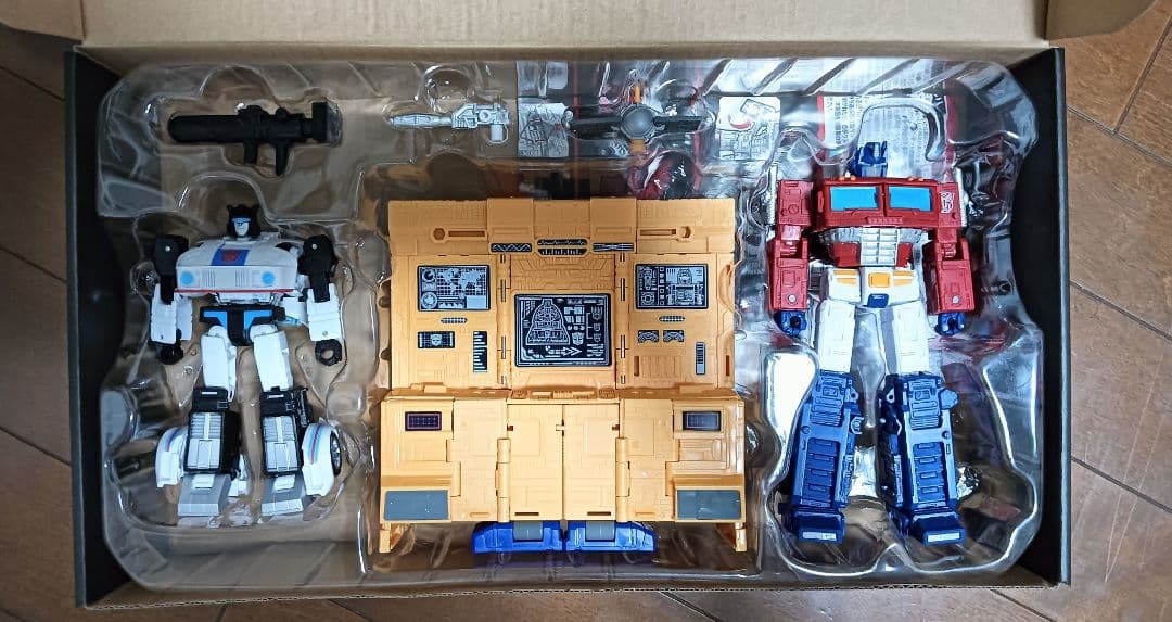 トランスフォーマー オートボットヘッドクォーター