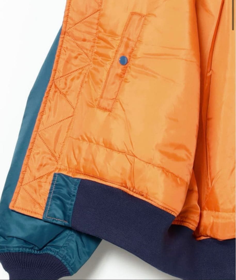 BEAMS リラックスフィット THERMOLITE MA-1 M NAVY