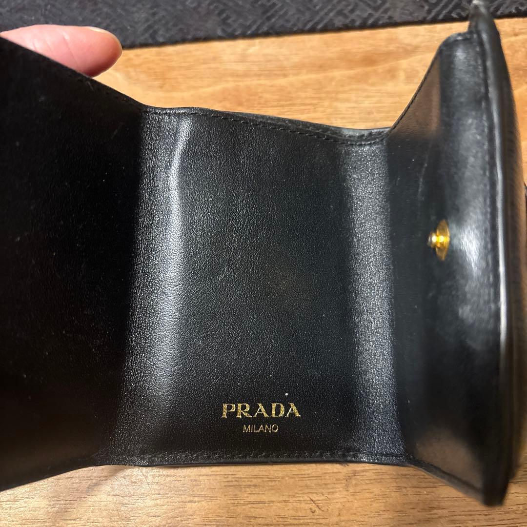 PRADA ミニ財布