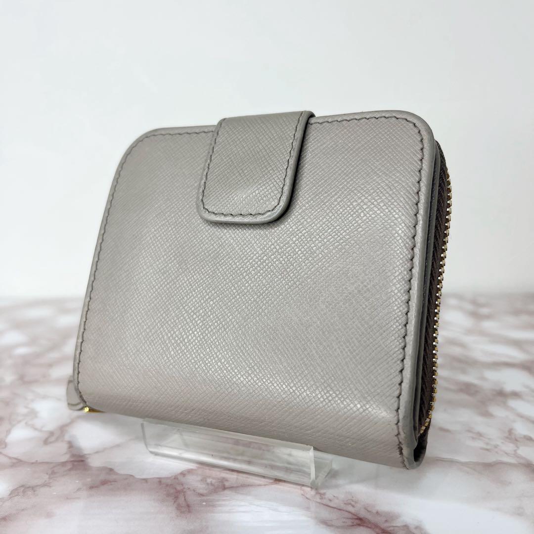 【極美品】PRADA 二つ折り財布　折り財布80
