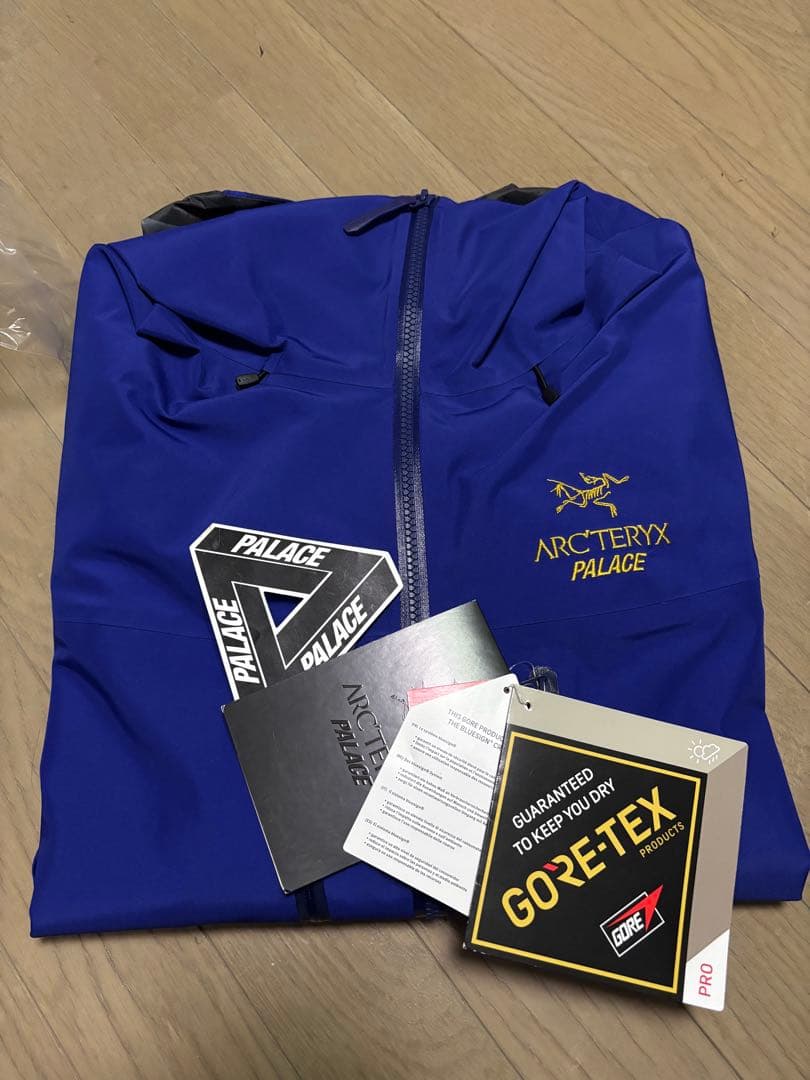 Arc’teryx x Palace Alpha SV 新品未使用 Size L