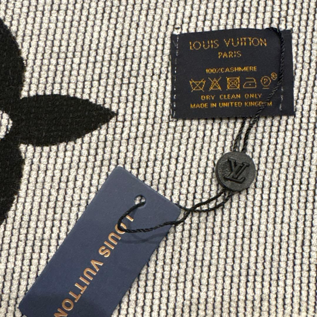 「新品」男女兼用LOUIS VUITTON高級なブラック&クレーマフラータグ付き