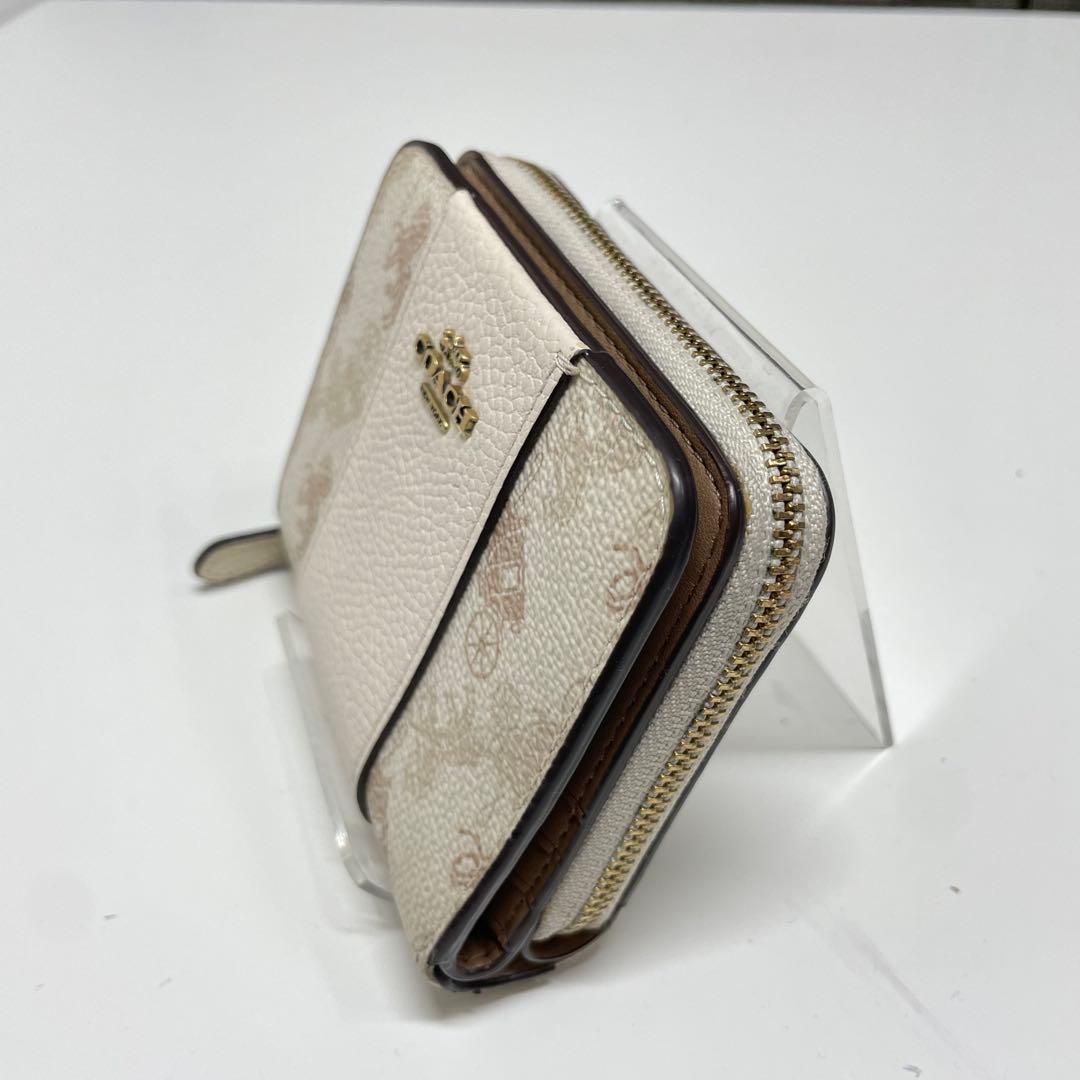 m*m様 COACH 二つ折り財布 ホワイト