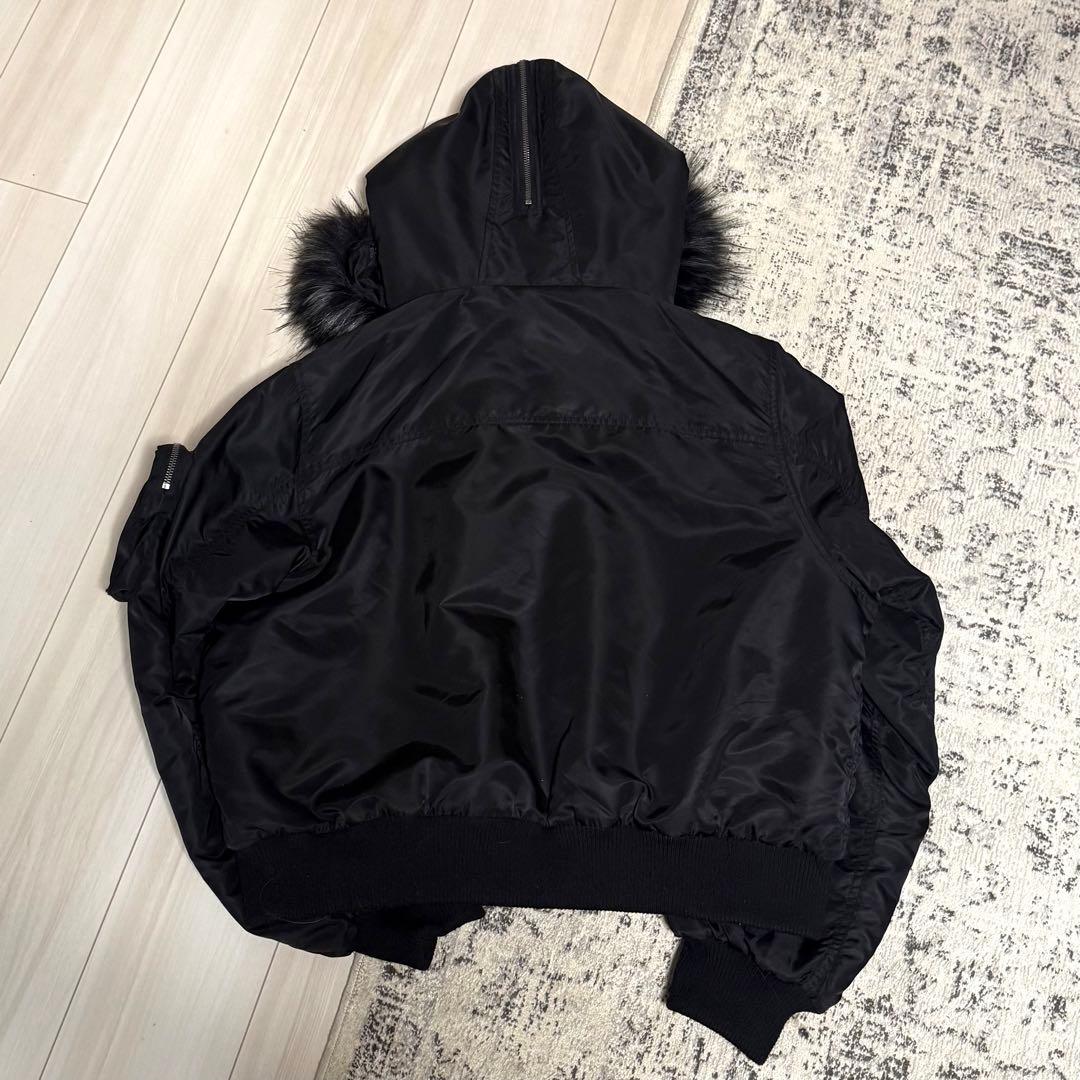 【chikashitsu+】N-2B cropped hood blouson