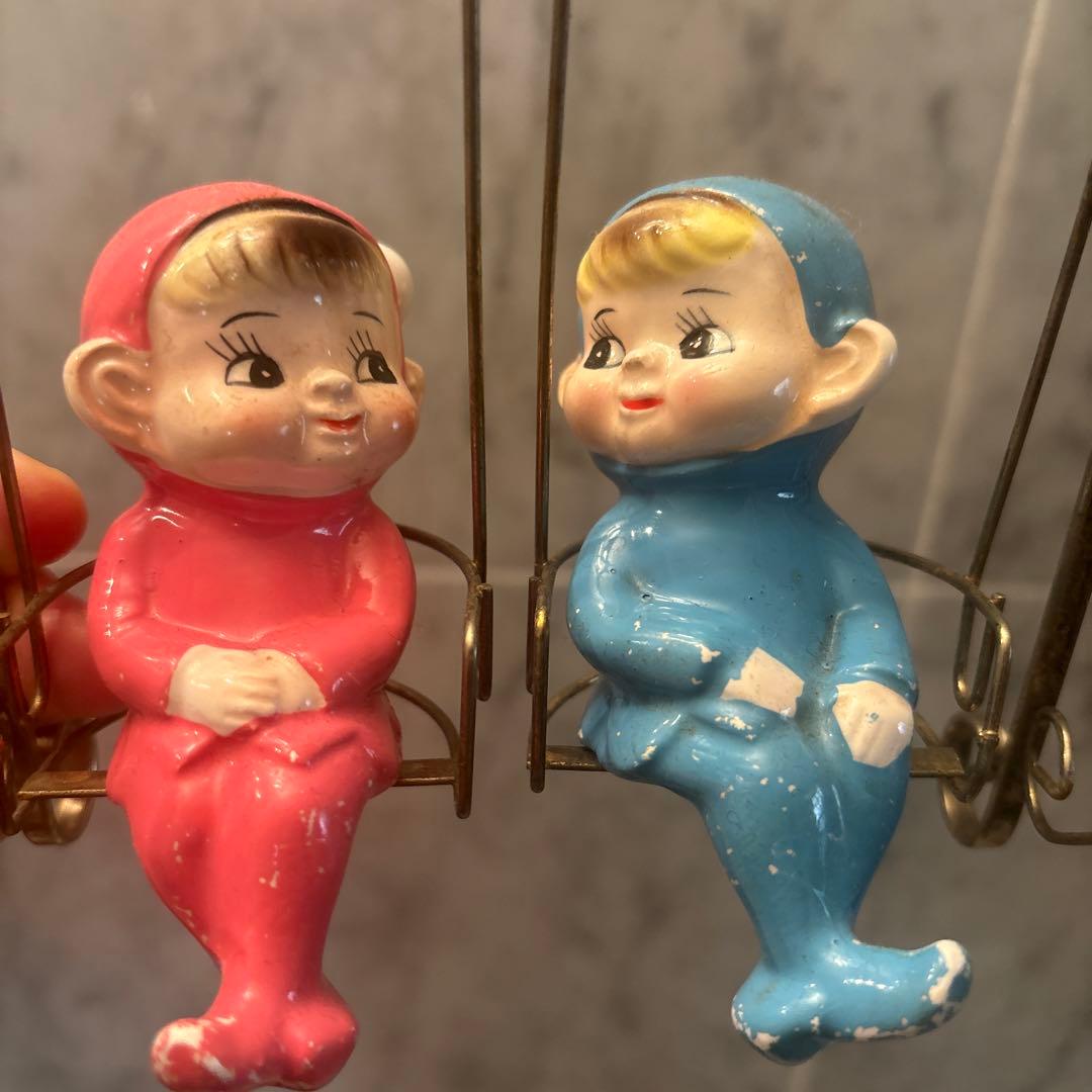 アメリカ60-70年代ビンテージブランコに乗る手描きの瞳が可愛らしい少年少女
