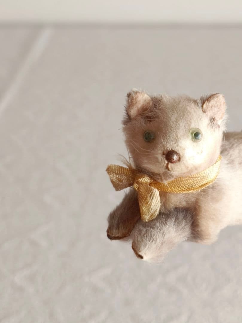 【misen2014さま】vintage figure ୨୧ ベージュ 猫ちゃん