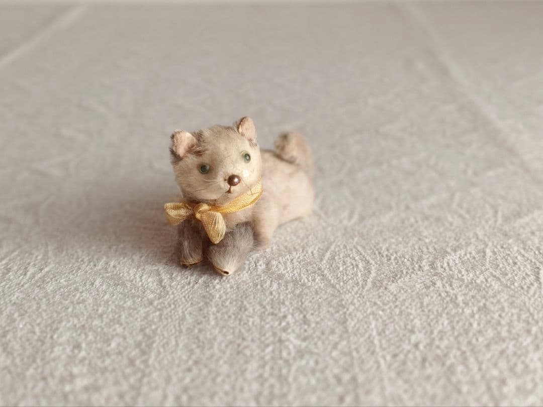 【misen2014さま】vintage figure ୨୧ ベージュ 猫ちゃん