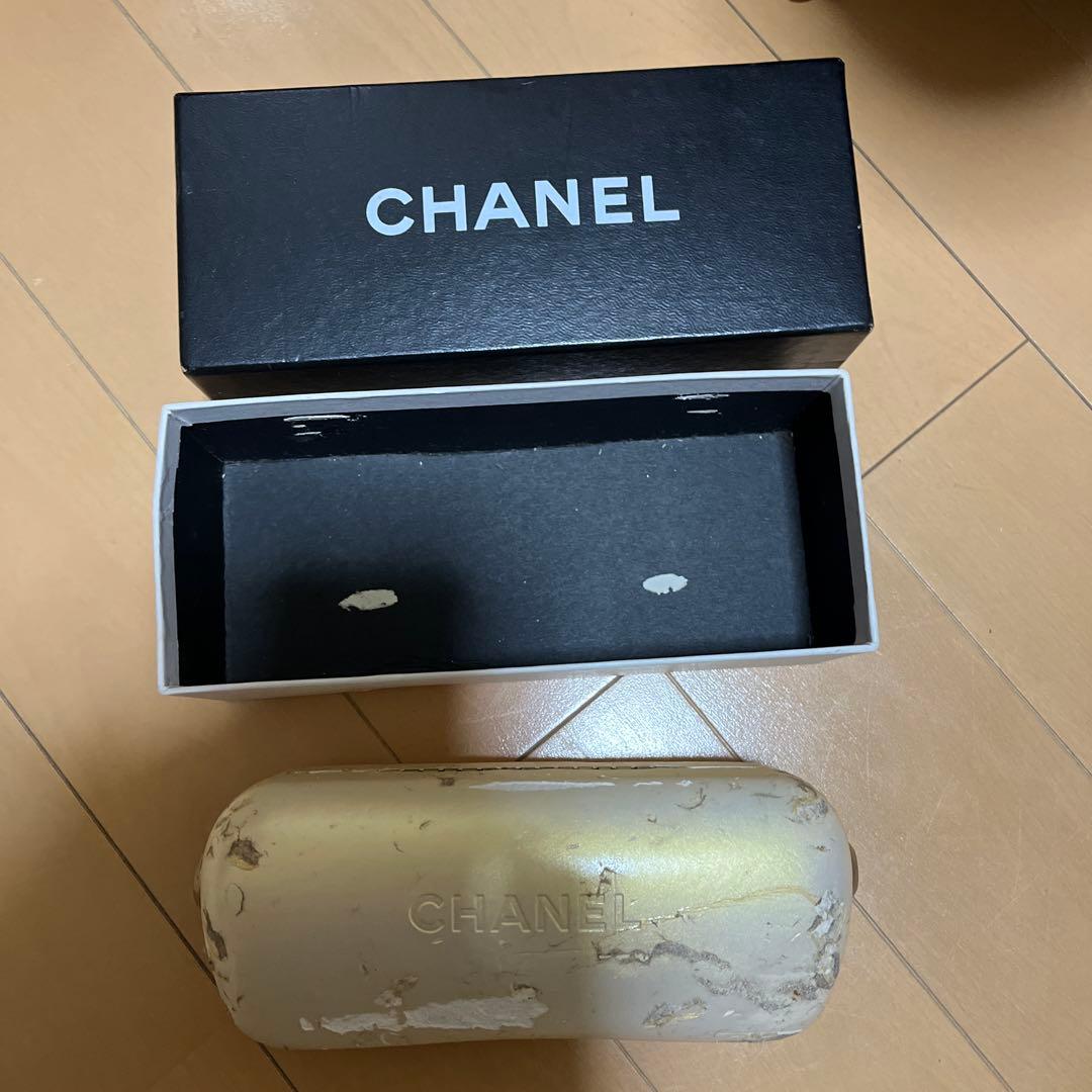 CHANEL サングラス ブラウンレンズ ゴールドケース
