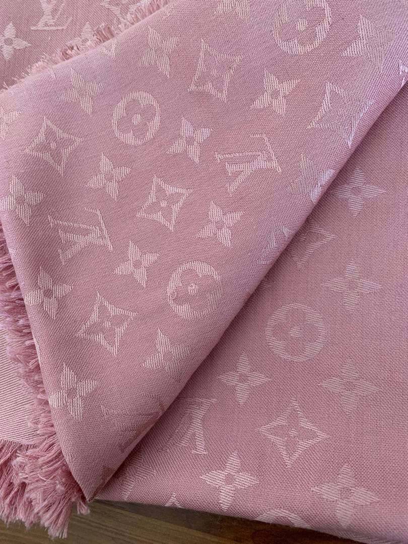Louis Vuitton ショールモノグラム ピンク
