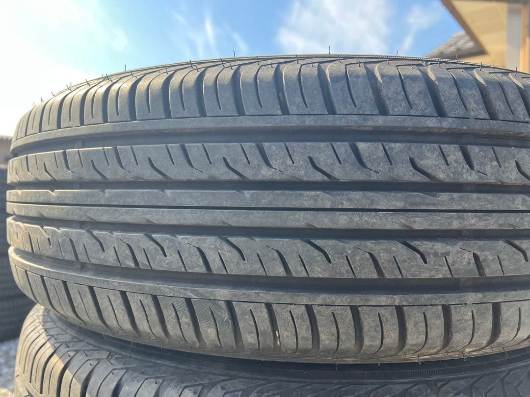 ダンロップ　グランドトレック　pt3 225/65r18 19年製　バリ山