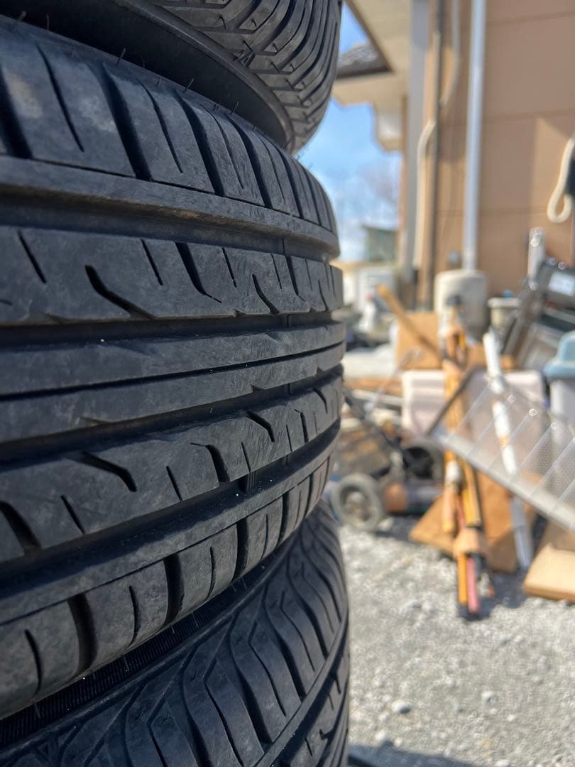 ダンロップ　グランドトレック　pt3 225/65r18 19年製　バリ山