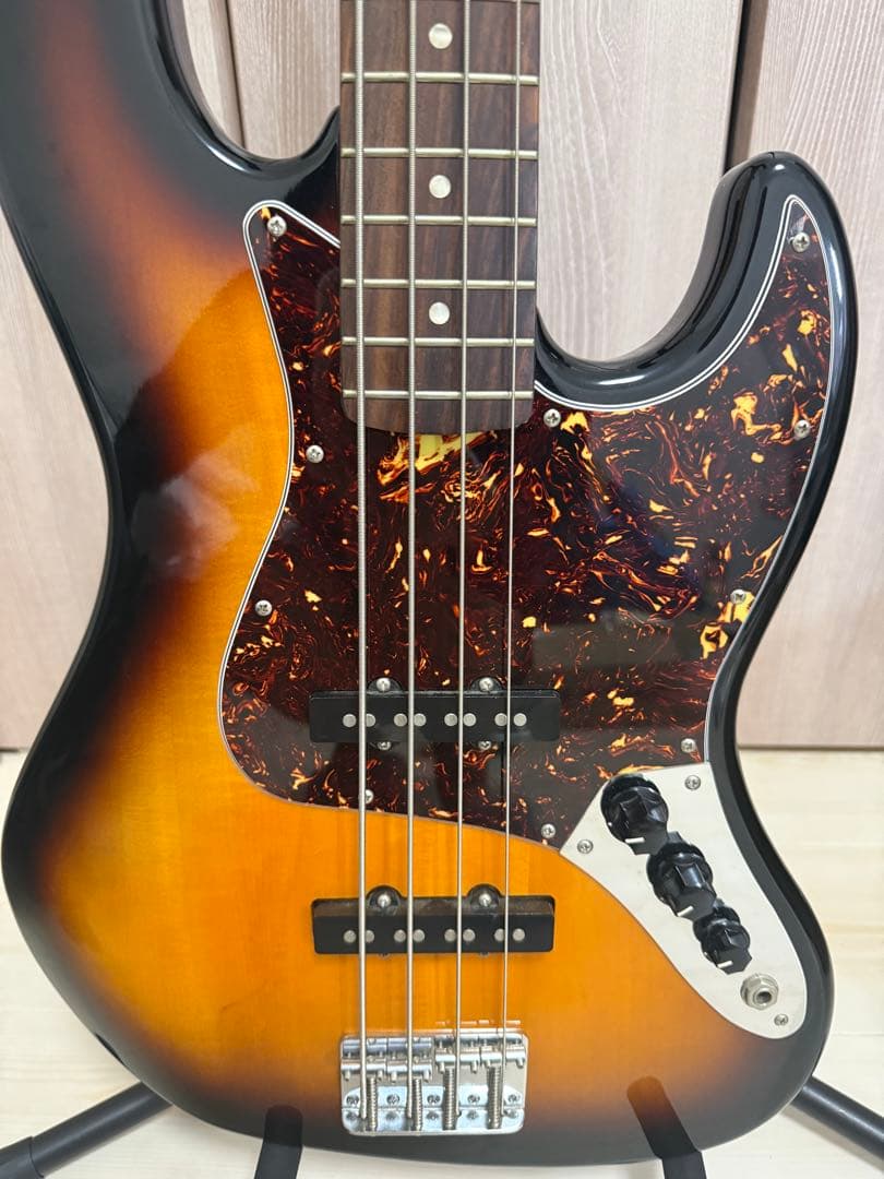 Squier Jazz Bass Affinity サンバースト Fender