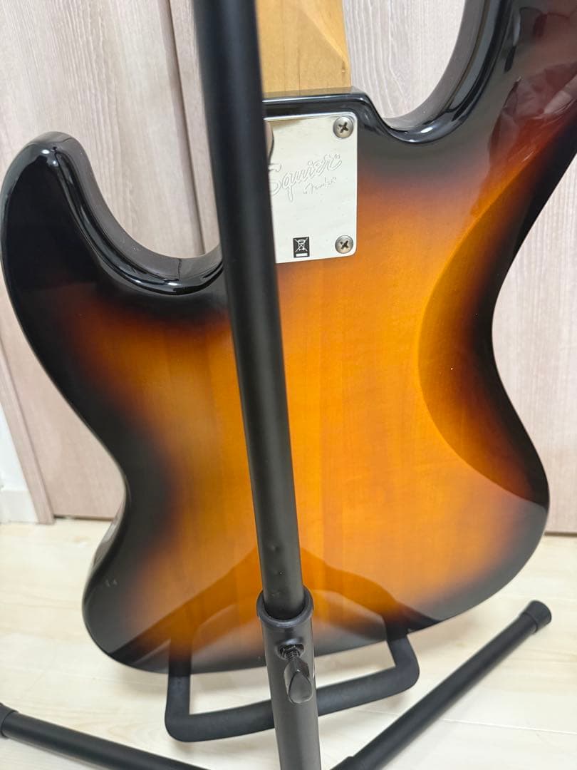 Squier Jazz Bass Affinity サンバースト Fender